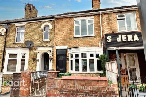 Lincoln Road, Peterborough 3 bed terraced house for sale