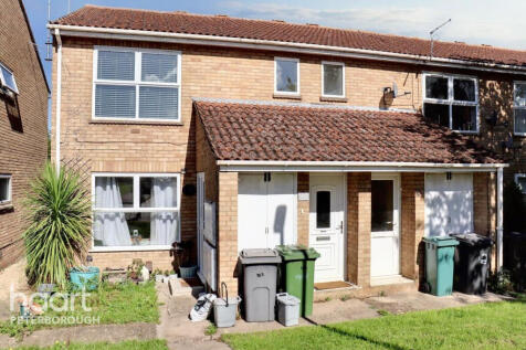 2 bedroom maisonette for sale