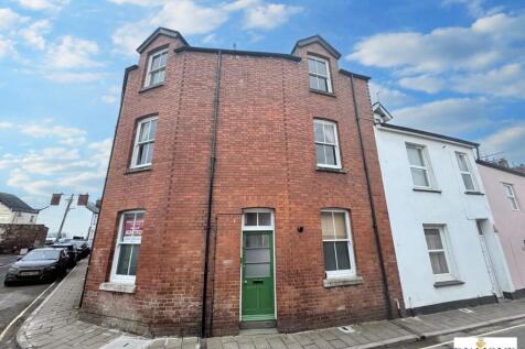 Castle Street, Tiverton 3 bed townhouse for sale