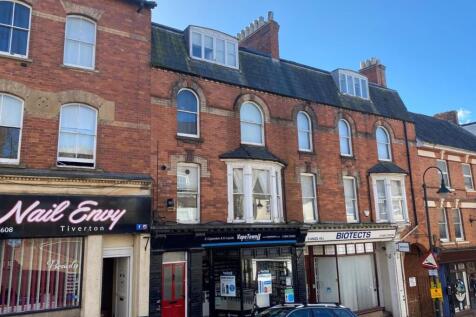 Angel Hill, Tiverton, EX16 3 bed maisonette for sale