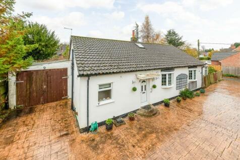 3 bedroom detached bungalow for sale