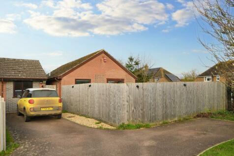 Longmeadows, Morton, Bourne, PE10 2 bed detached bungalow for sale