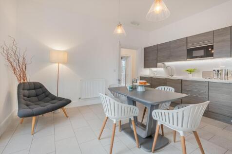 Studio apartment for sale