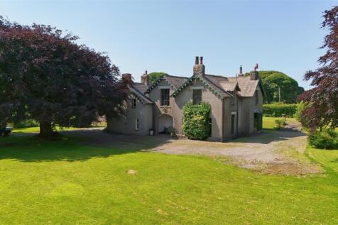 7 bedroom detached house for sale