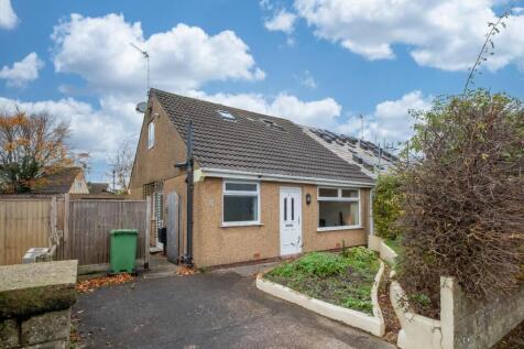 3 bedroom semi-detached bungalow for sale