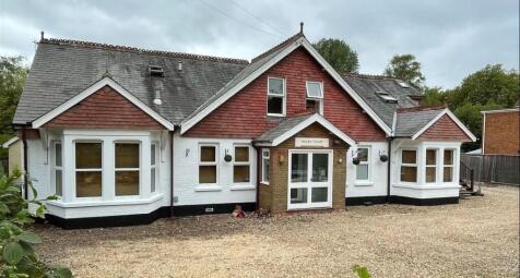 11 bedroom detached house for sale