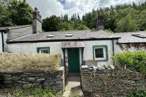 2 bedroom cottage for sale