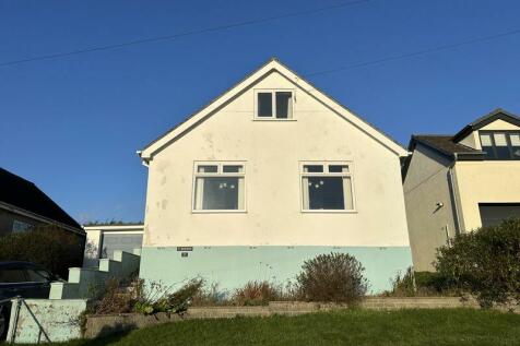 4 bedroom detached bungalow for sale