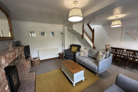 Brick Street, Pentraeth, LL75 2 bed cottage for sale