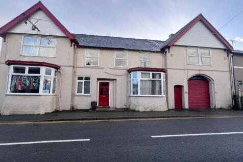 7 bedroom terraced house for sale