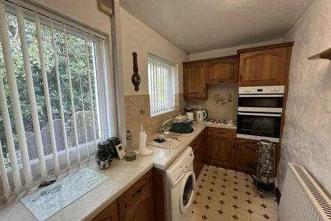 Llanllyfni, Llanllyfni, Gwynedd, LL54 2 bed cottage for sale
