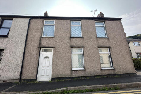 Ambrose Street, Bangor, Gwynedd, LL57 4 bed end of terrace house for sale