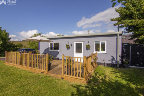 2 bedroom cottage for sale