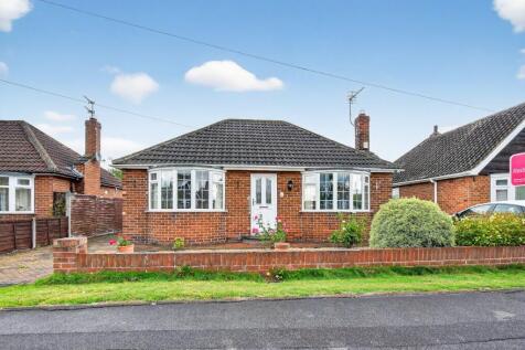 Howard Link, York, YO30 2 bed detached bungalow for sale