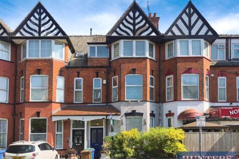 Trinity Road, Bridlington 7 bed terraced house for sale