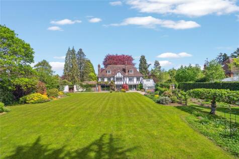 6 bedroom detached house for sale