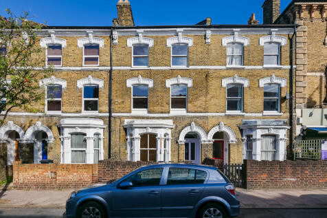 Ferndale Road, SW4 4 bed terraced house for sale