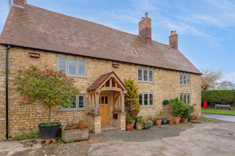Harbury, Warwickshire, CV33 9LS 5 bed detached house for sale