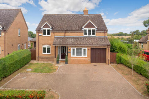 High Street, Sandy SG19 4 bed detached house for sale
