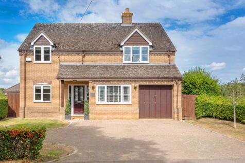 High Street, Sandy SG19 4 bed detached house for sale