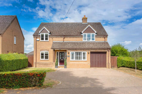 High Street, Sandy SG19 4 bed detached house for sale