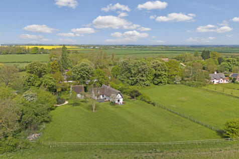 High Street, St Neots PE19 3 bed detached house for sale