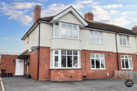 4 bedroom semi-detached house for sale