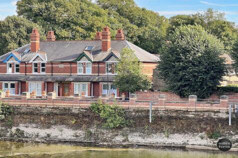 Wye View Villas, Wye Street... 3 bed semi