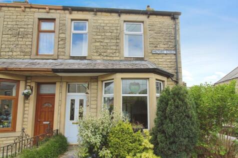 Milford Street, Lancashire BB8 2 bed end of terrace house for sale
