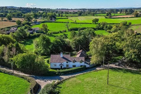 Aston, Wem. 4 bed detached house for sale