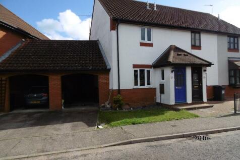 2 bedroom semi-detached house for sale