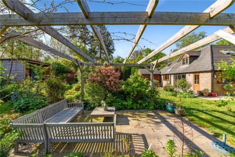 Marley Common, Haslemere, Surrey, GU27 5 bed equestrian property for sale