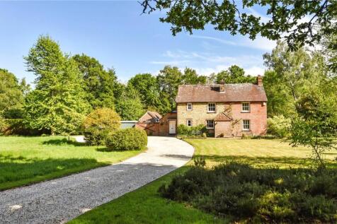 Bepton, Midhurst, West Sussex, GU29 4 bed detached house for sale