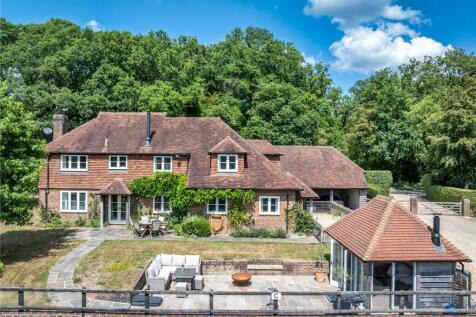 Vann Road, Fernhurst, Haslemere, GU27 3 bed equestrian property for sale