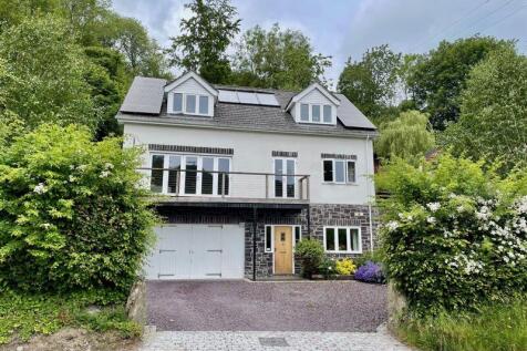 Glyn Ceiriog, Near Llangollen 4 bed detached house for sale