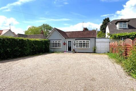 Station Road, Hatton, Warwick 3 bed detached bungalow for sale
