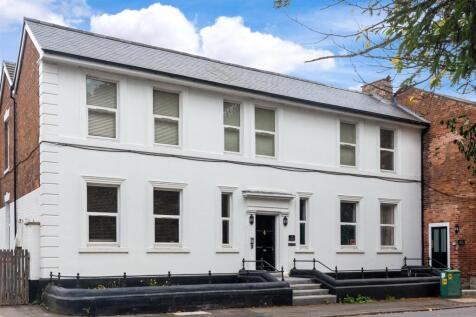 Wharf Street, Warwick 1 bed apartment for sale