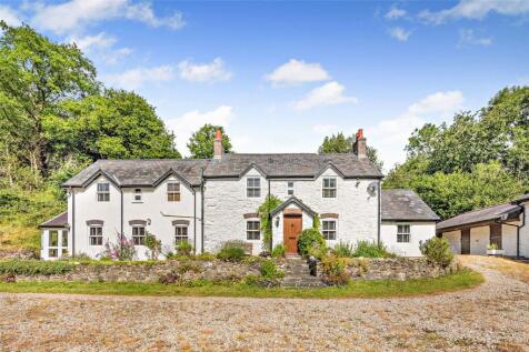 Bryn Rhyd Yr Arian, Llanfairtalhairn... 3 bed detached house for sale