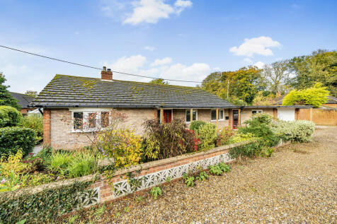 3 bedroom detached bungalow for sale