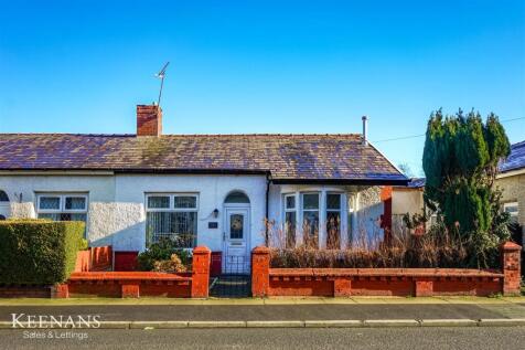 2 bedroom semi-detached bungalow for sale
