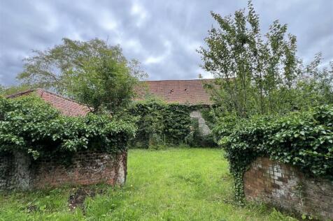 4 bedroom barn conversion for sale