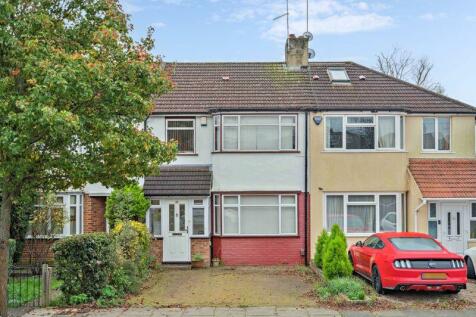 3 bedroom terraced house for sale