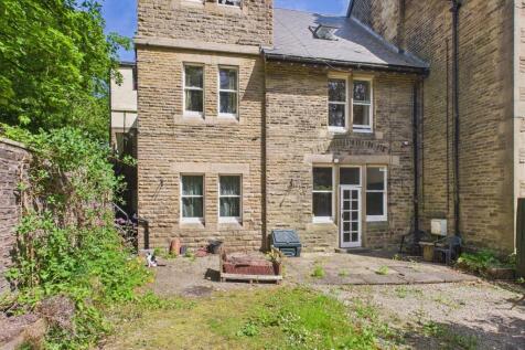 Park Road, Buxton 2 bed flat for sale