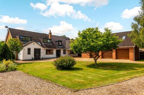 5 bedroom detached house for sale