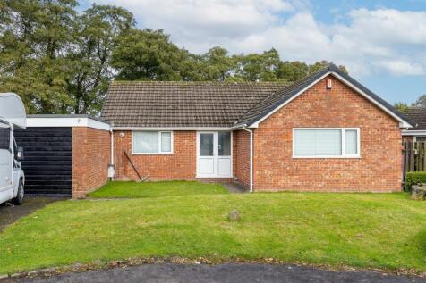 Aldford Close, Hough, Crewe 3 bed detached bungalow for sale