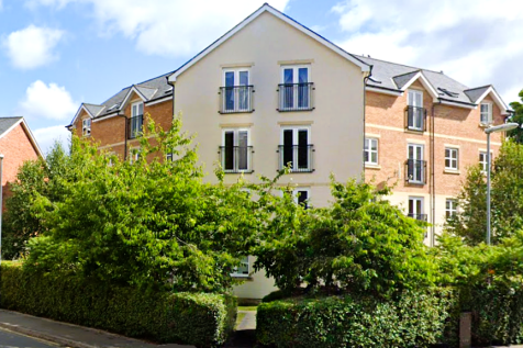 Montgomery Avenue, West Park, Leeds... 2 bed apartment for sale