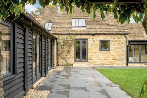 Middle Farm, Southorpe 5 bed equestrian property for sale