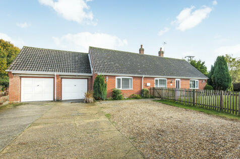 3 bedroom detached bungalow for sale