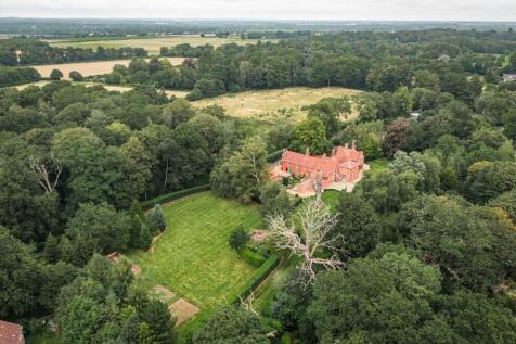 Dereham 9 bed manor house for sale
