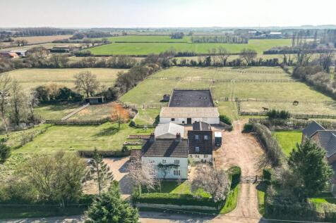 Beeston 5 bed equestrian property for sale